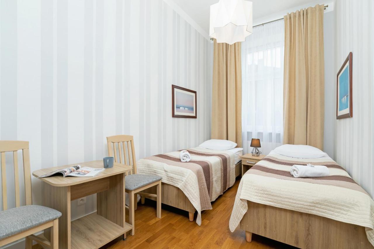 Sweet Family Apartment Chodkiewicza Rondo Grzegorzeckie By Noclegi Renters Krasków Eksteriør bilde